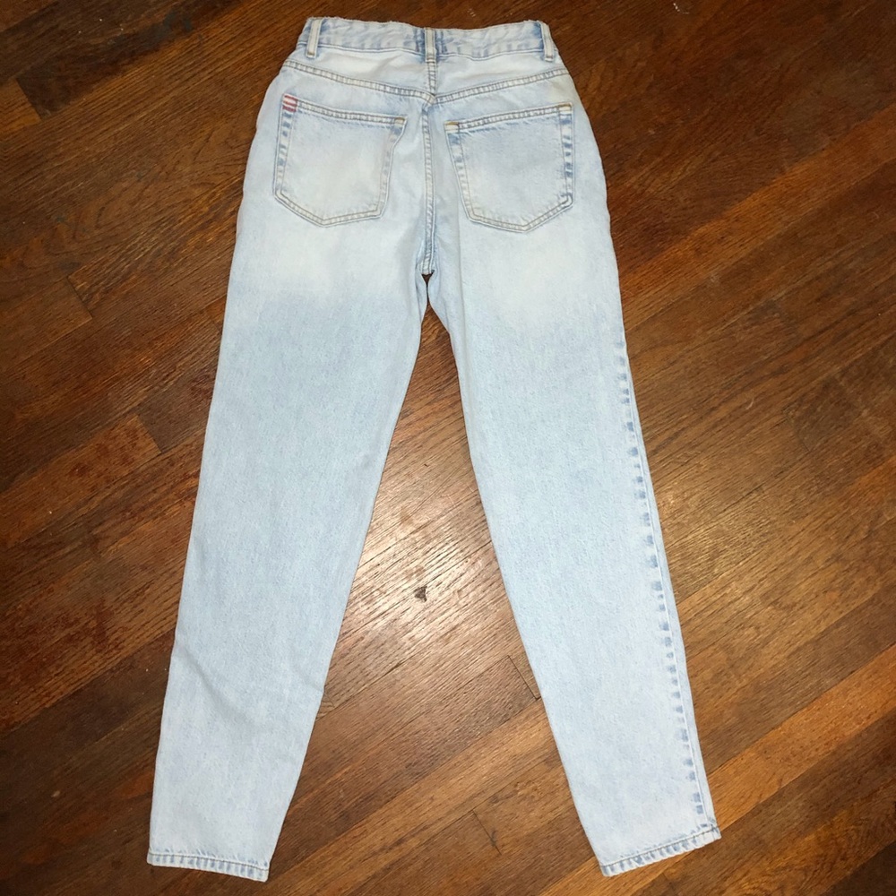 Mom Jeans Light Wash - BDG Urban Outfitters - Picture 2 of 5